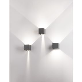 Nova Luce Como - buiten wandverlichting - 11,2 x 11,2 x 11,2 cm - 2 x 3W LED incl. - IP54 - donkergrijs